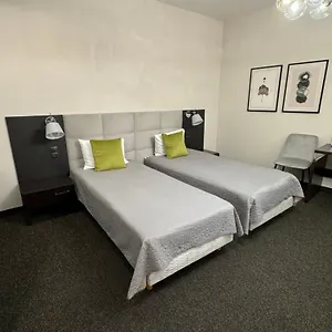 https://the-best.dresdenhotels.net